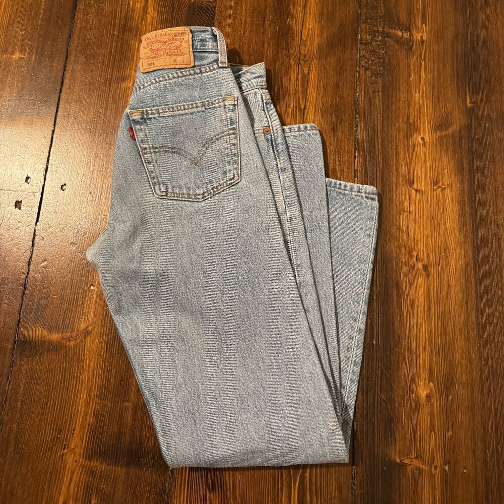 Levis 501 vintage w25 L29 light blue stonewash jeans 90s Levi’s denim straight